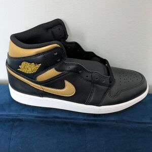 Jordan Black and Gold Men's Shoes